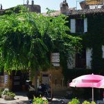 lourmarin-dorf-provence