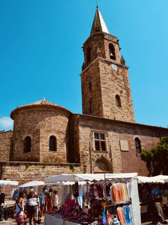Fréjus entdecken – Römerstadt an der Côte d’Azur zwischen Geschichte, Hafen und roten Felsen